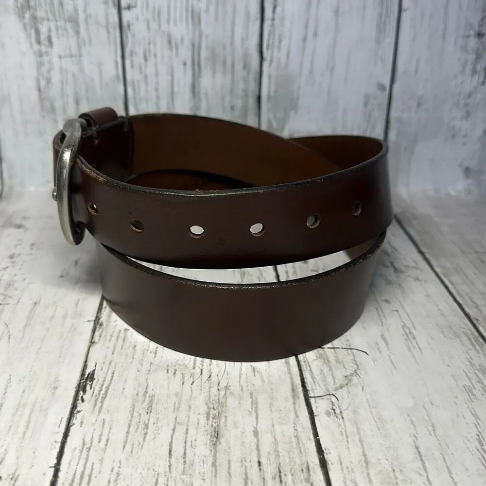 Levi's Men's Genuine Leather Belt Brown Silver Buckle size 36 Style‎ 11LV02PP